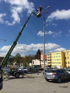 Prenajom plošiny 21m v Rožnave